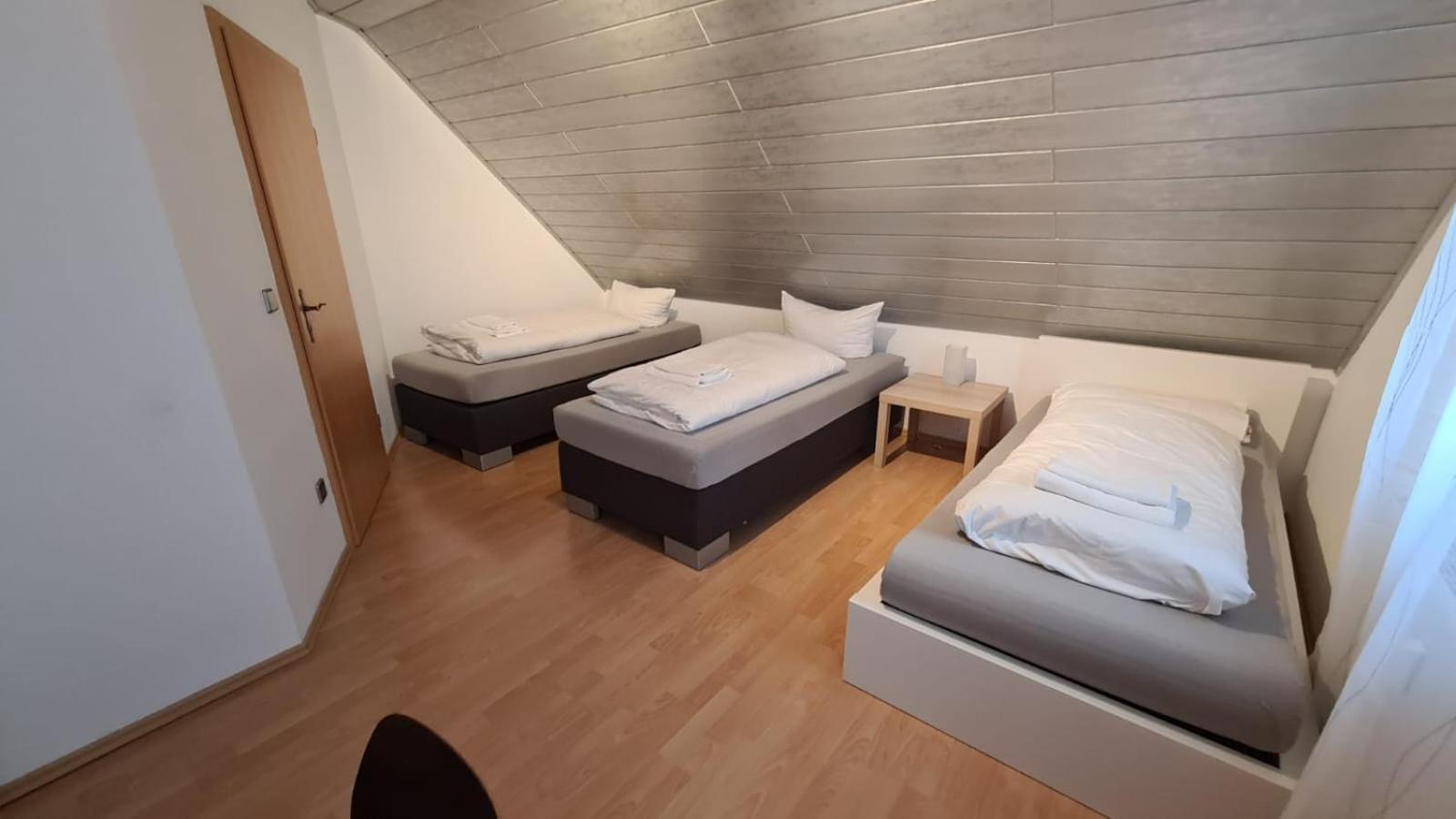 Schlafzimmer 1 Mit Top Aussicht Ueber Weilstetten Balingen Exterior foto