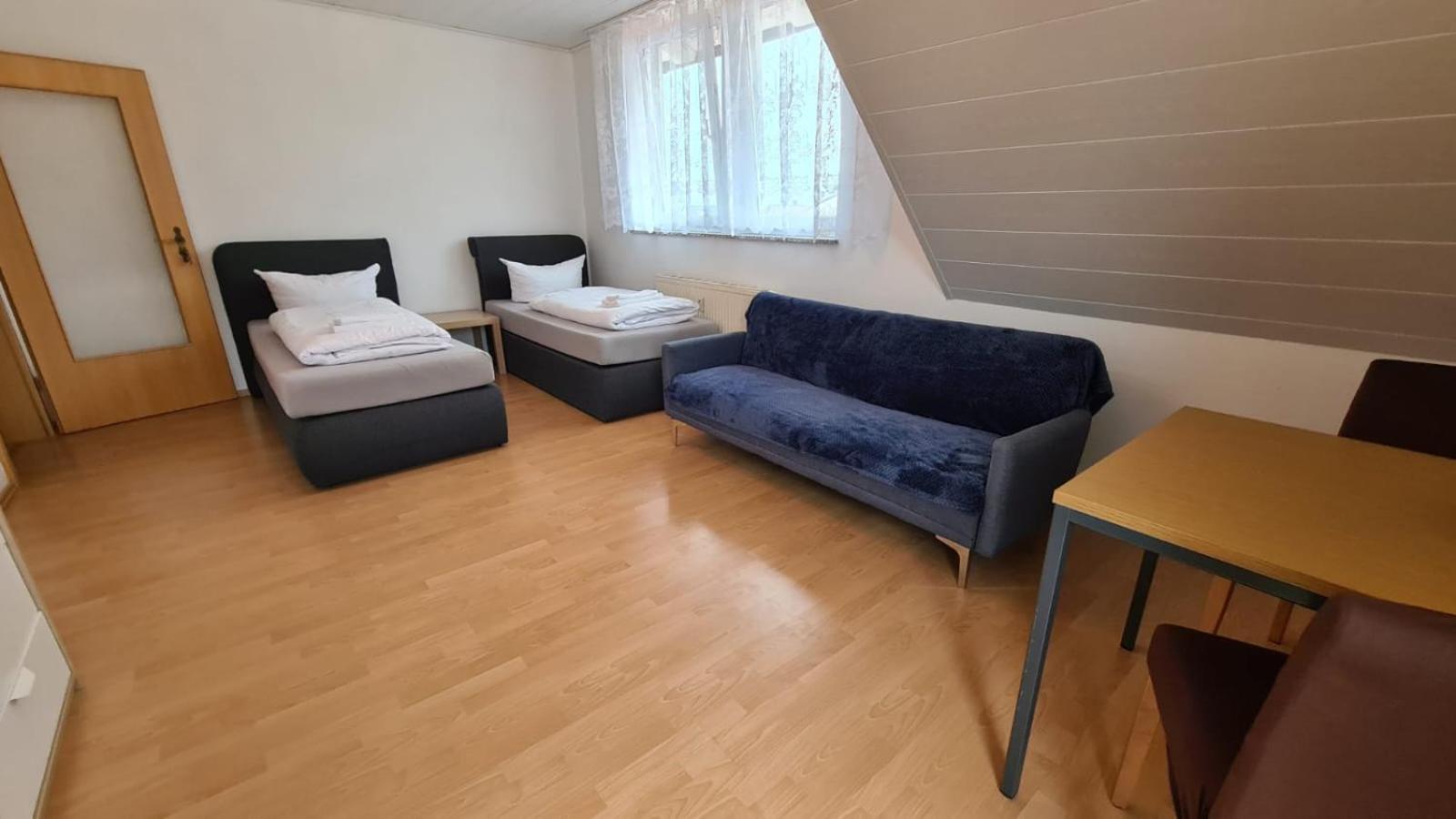 Schlafzimmer 1 Mit Top Aussicht Ueber Weilstetten Balingen Exterior foto